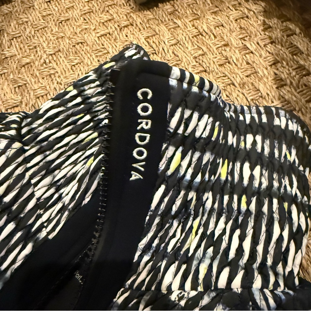 Cordova Stylish Black Women's Ski / Snowboard Suit - Picture 7 of 13